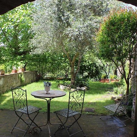 Guest House Il Giardino コッレ・ヴァル・デルザ エクステリア 写真
