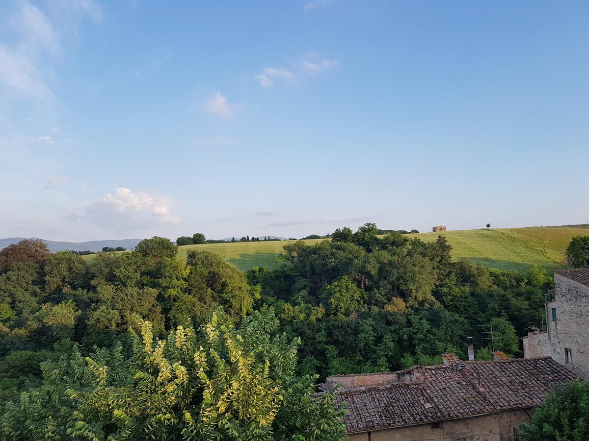 Guest House Il Giardino コッレ・ヴァル・デルザ エクステリア 写真