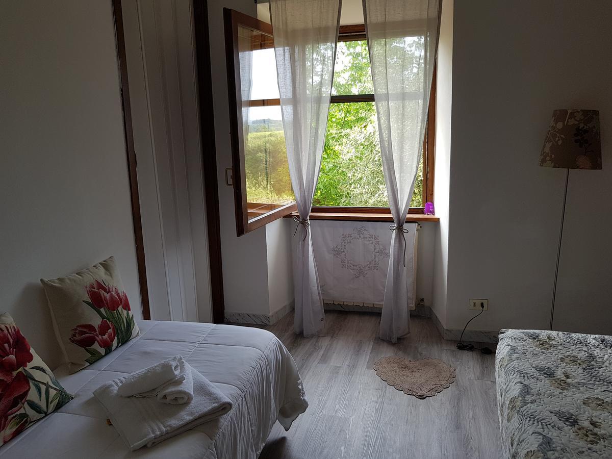 Guest House Il Giardino コッレ・ヴァル・デルザ エクステリア 写真